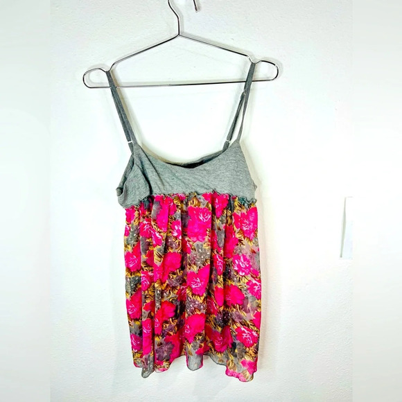 Rue21 Babydoll Tank Grey Top Pink Floral Mesh Bottom Layer Polyester Size Small - Picture 1 of 6